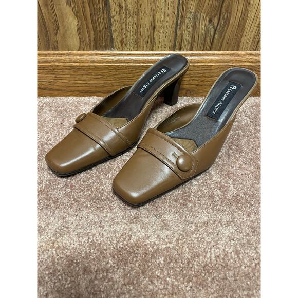 Etienne Aigner women’s‎ shoes size 7.5 Orsin Leather slip on heel pumps - Picture 1 of 10